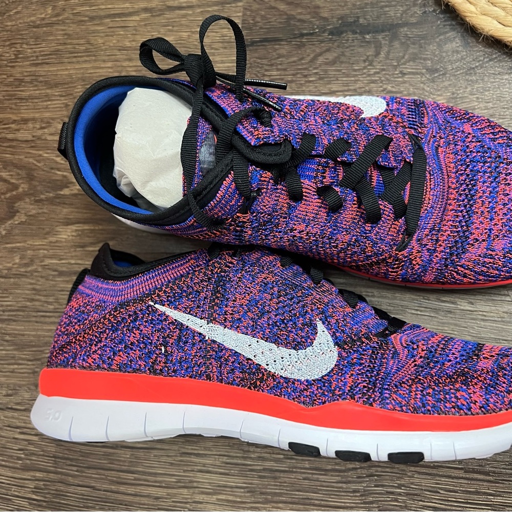 Womens Nike free tr flyknit